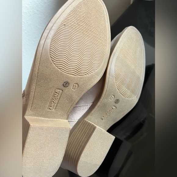 Arizona Jean Co. Coachella Booties - Stone - Size 11 - Picture 5 of 7